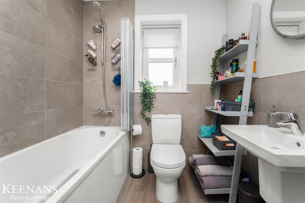 Additional image 32 of Towler Drive, Colne