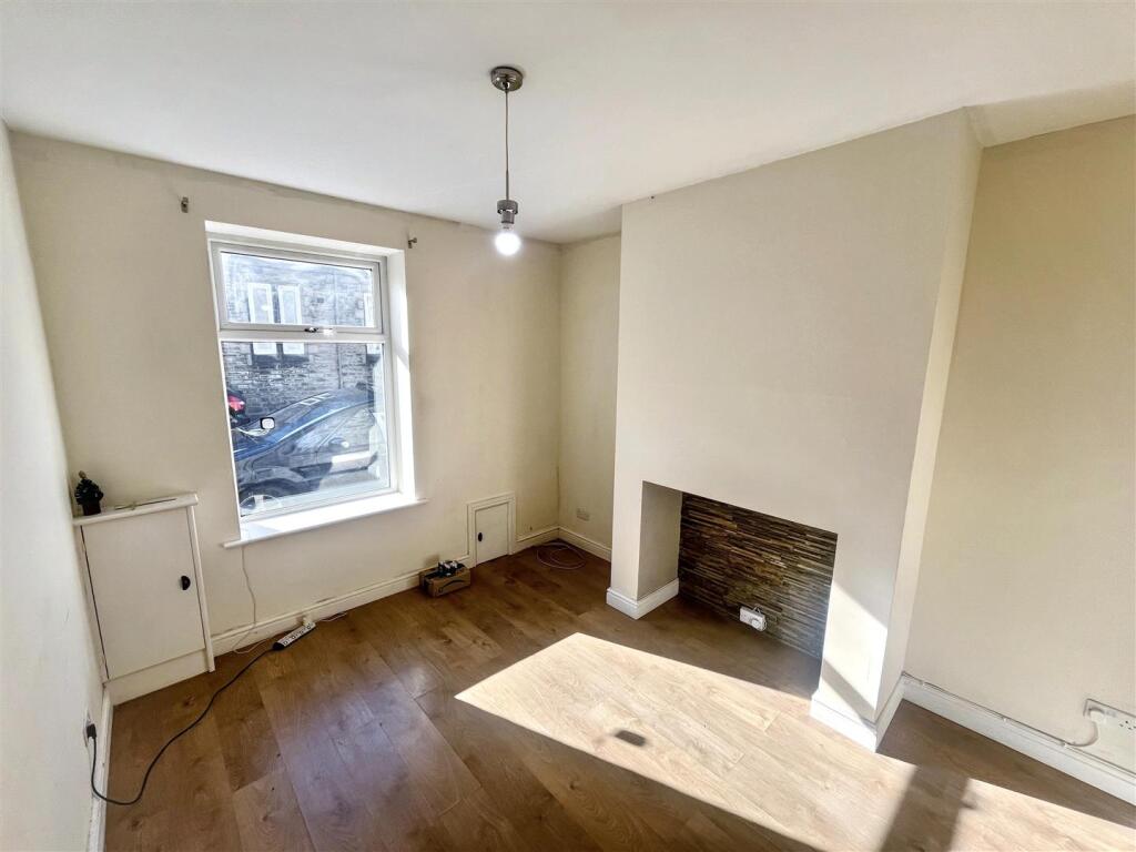 House in Blackburn - View 5