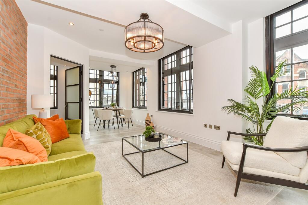 Apartment in Tonbridge - View 5