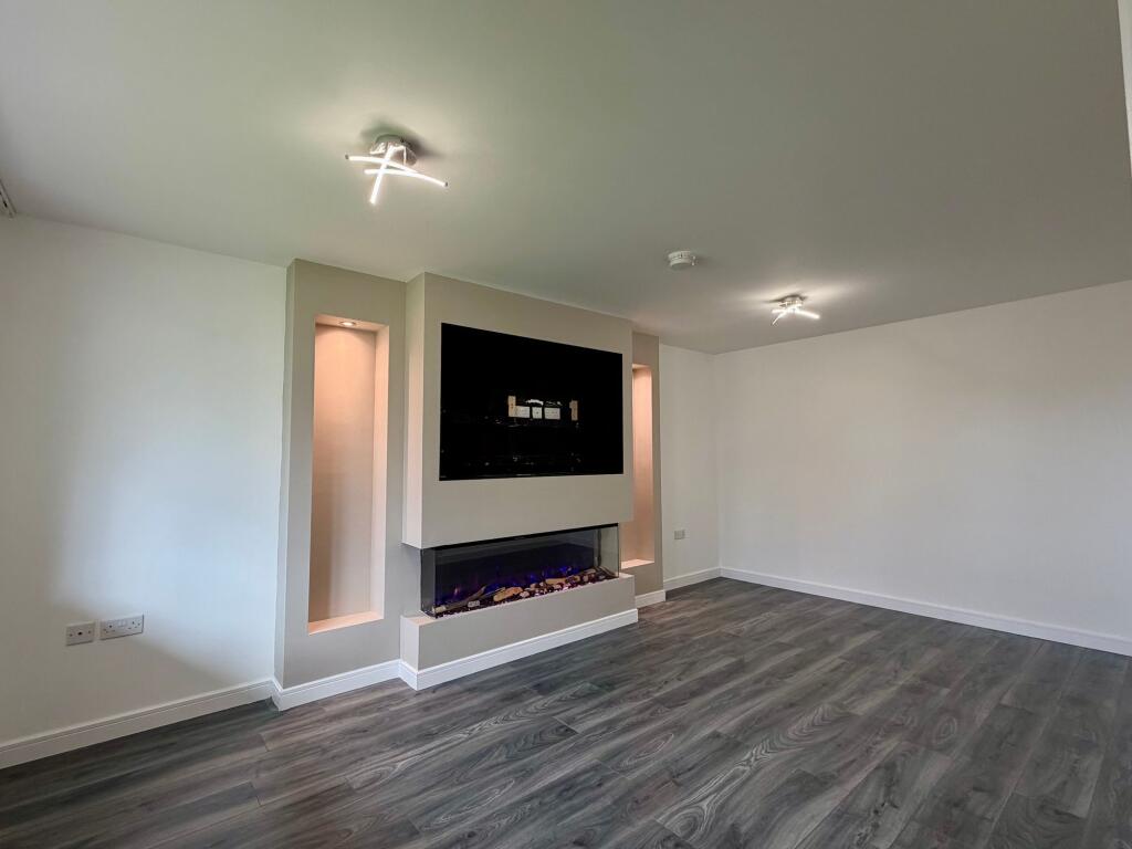 House in Cambuslang, Newton Farm - View 3