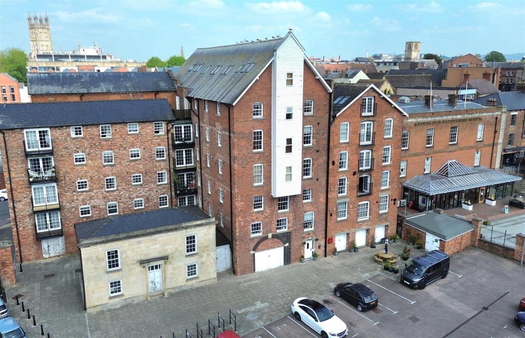 Main image of property: Pridays Mill, Gloucester Docks