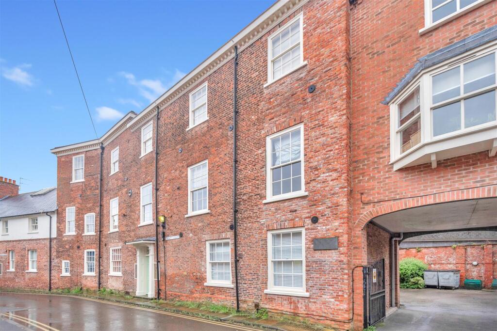 Main image of property: Trinity Lane, Bishophill
