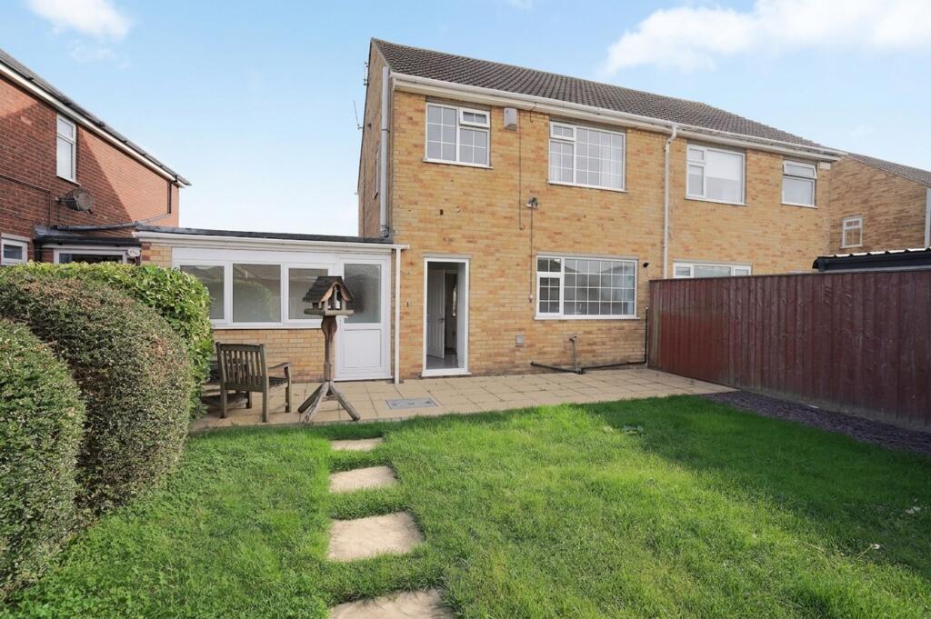 House in Grimsby, Wybers Wood - View 4