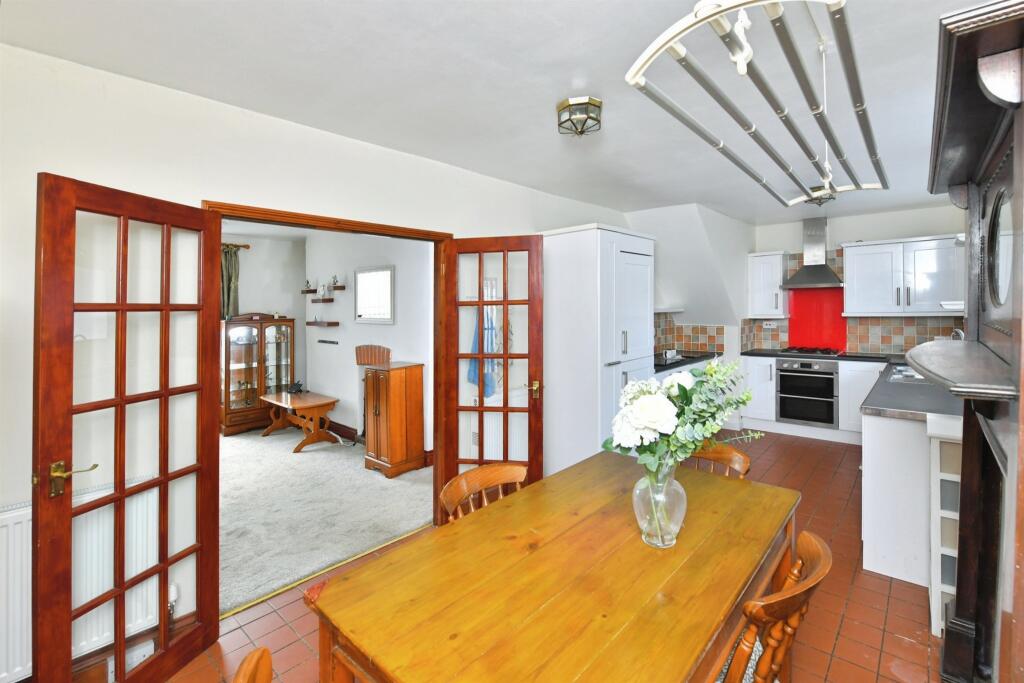 House in Plymouth, Kings Tamerton - More