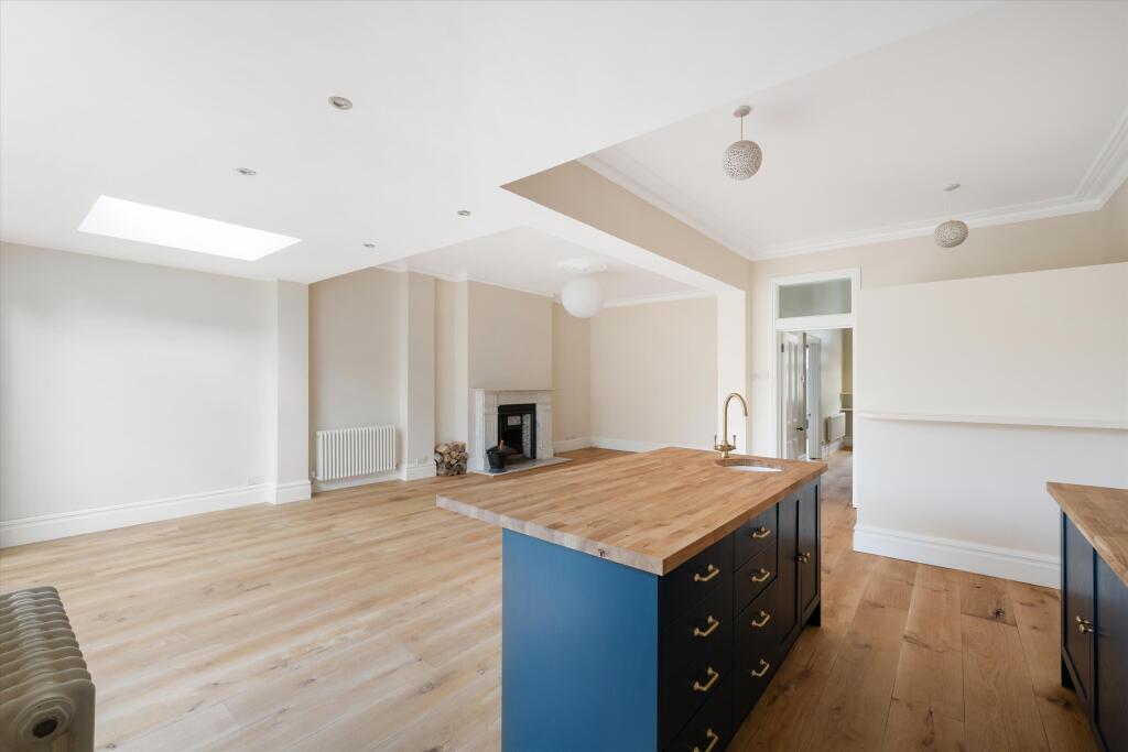 House in London, Brondesbury Park, Brondesbury - View 5