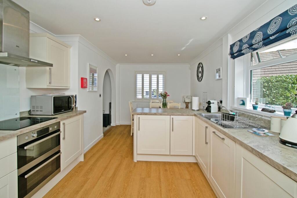 House in Truro - View 3