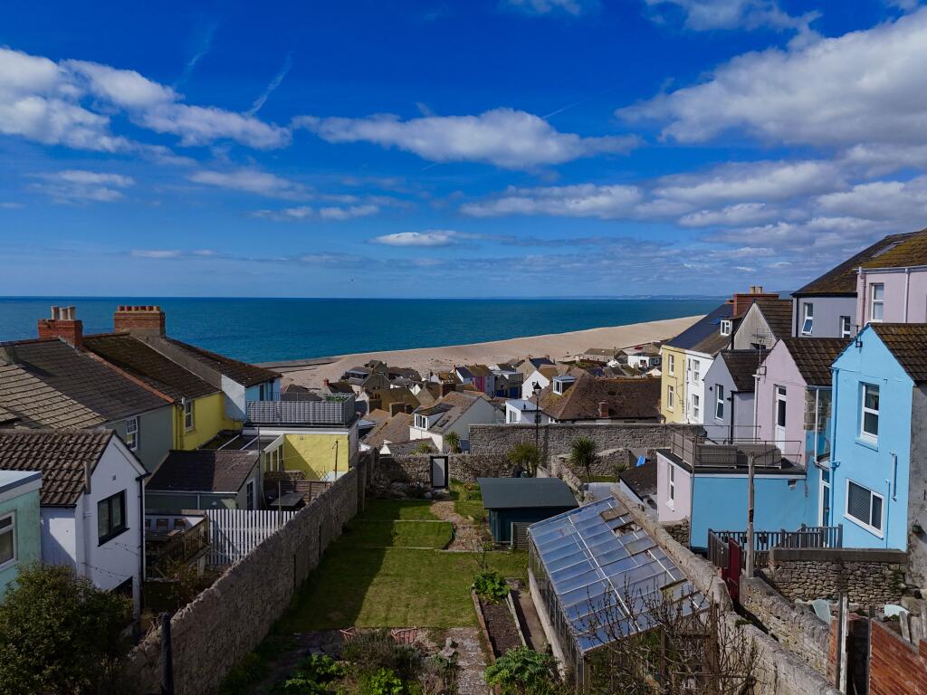 Main image of property: Fortuneswell, Portland, Dorset, DT5
