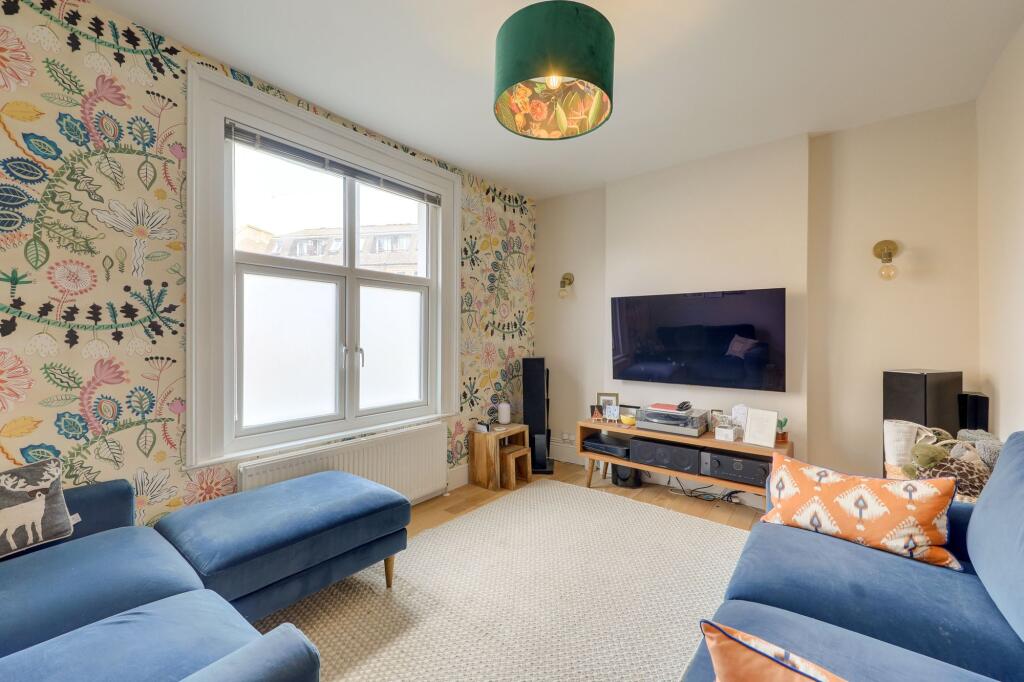 House in London - View 4