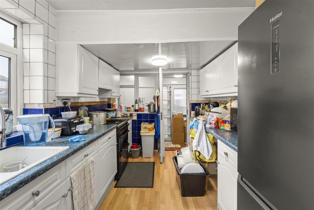 Shaftesbury Avenue, Timperley, Altrincham – pohled 5