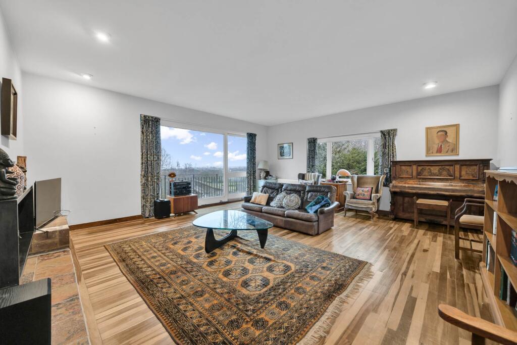 Woodhall Drive, Dulwich, SE21 photo 2