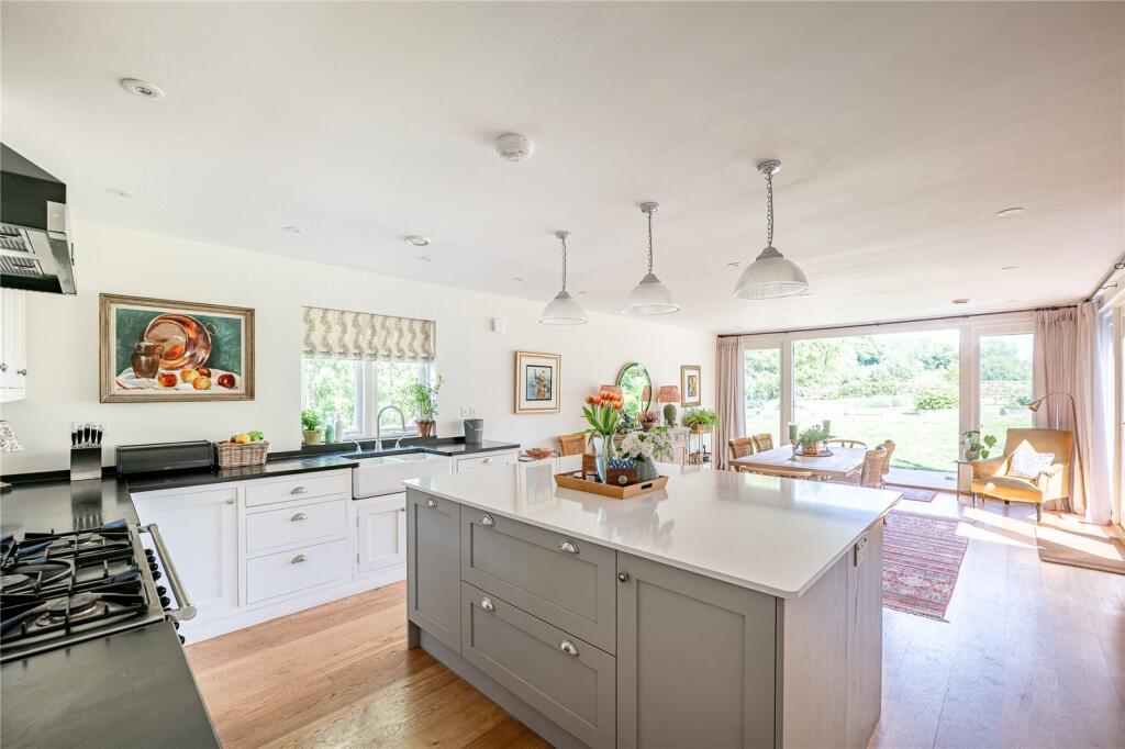 House in Dorchester - View 2