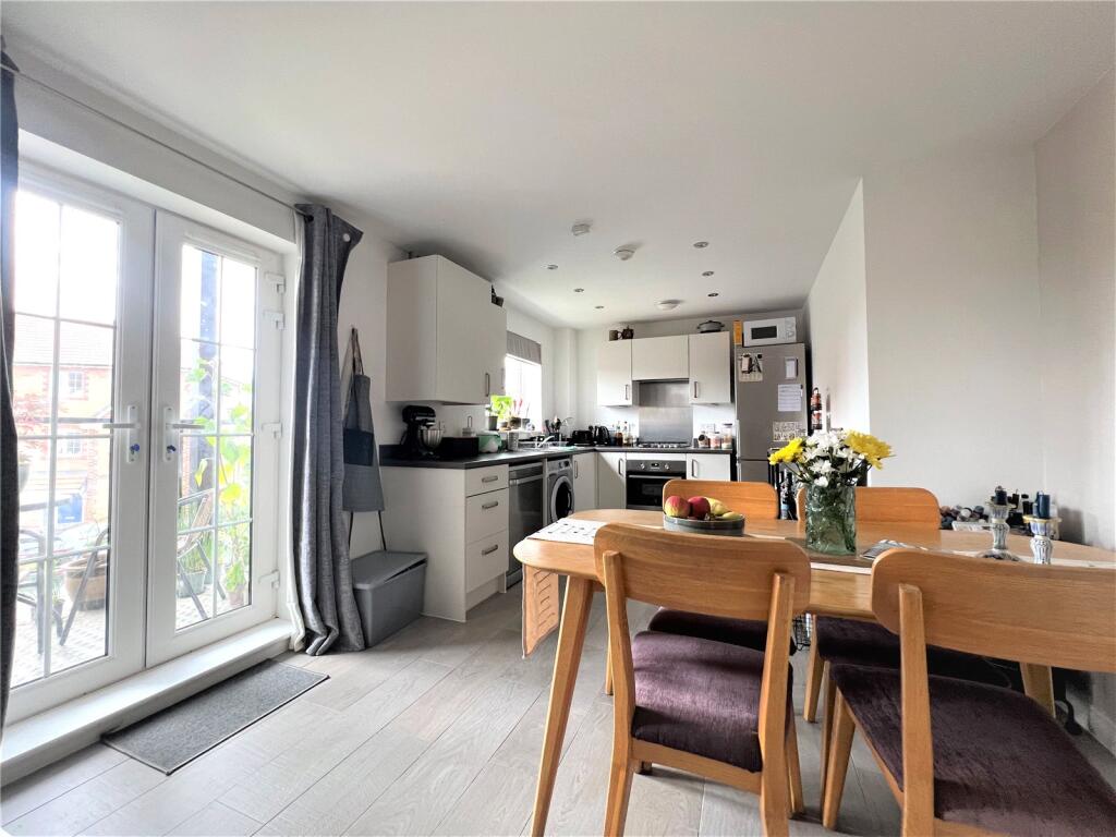 Apartment in South Oxfordshire, Didcot - More