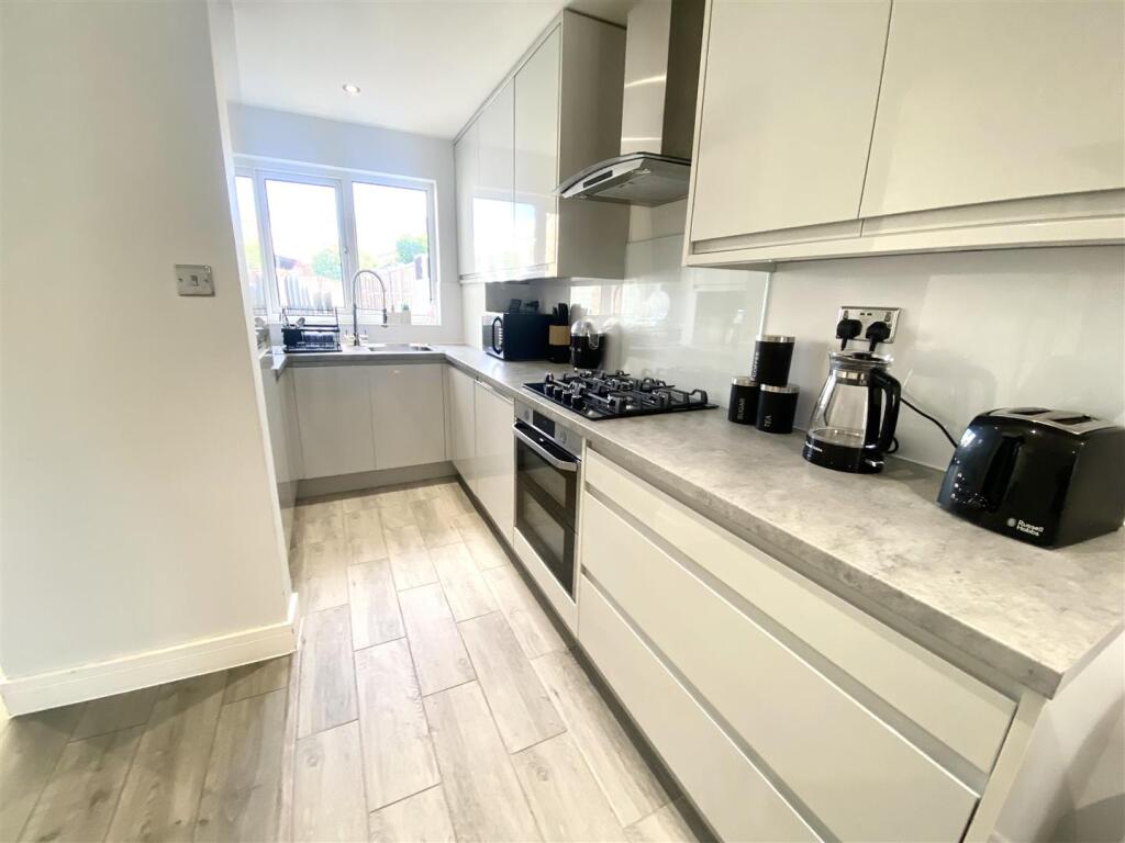 House in Epping Forest, Waltham Abbey - View 4