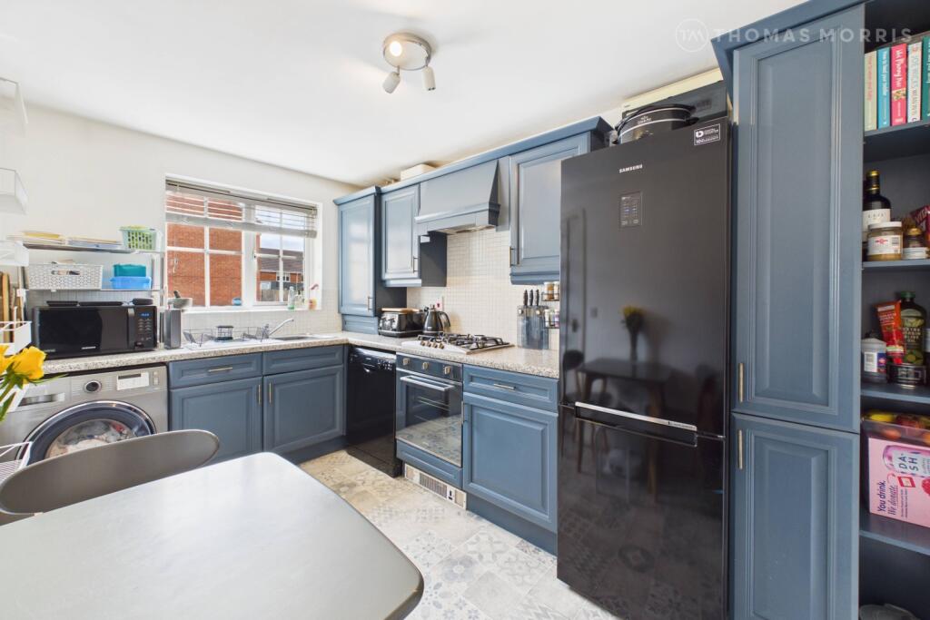 Brunel Drive, Biggleswade, Bedfordshire, SG18 photo 4