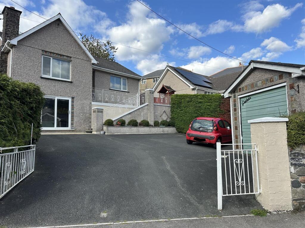 Main image of property: Parkwood Road, Tavistock