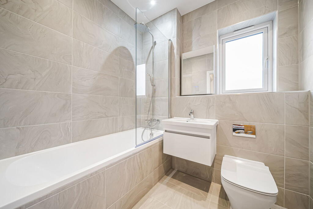 Additional image 32 of Meadow Edge Close, Rawtenstall, BB4 7UU