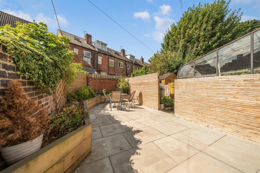 House in Sheffield - View 4