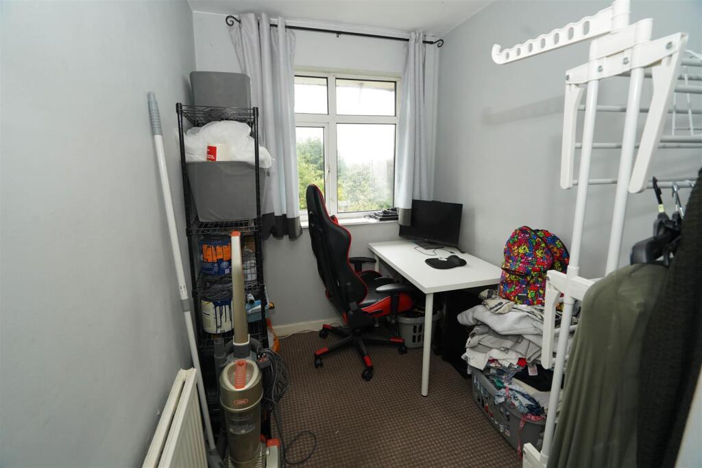 House in Bolton, Horwich - More