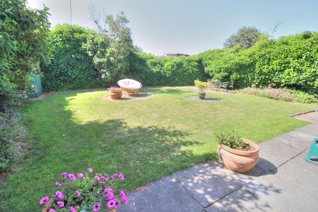 Romsey Close, Cramlington, NE23 photo 4