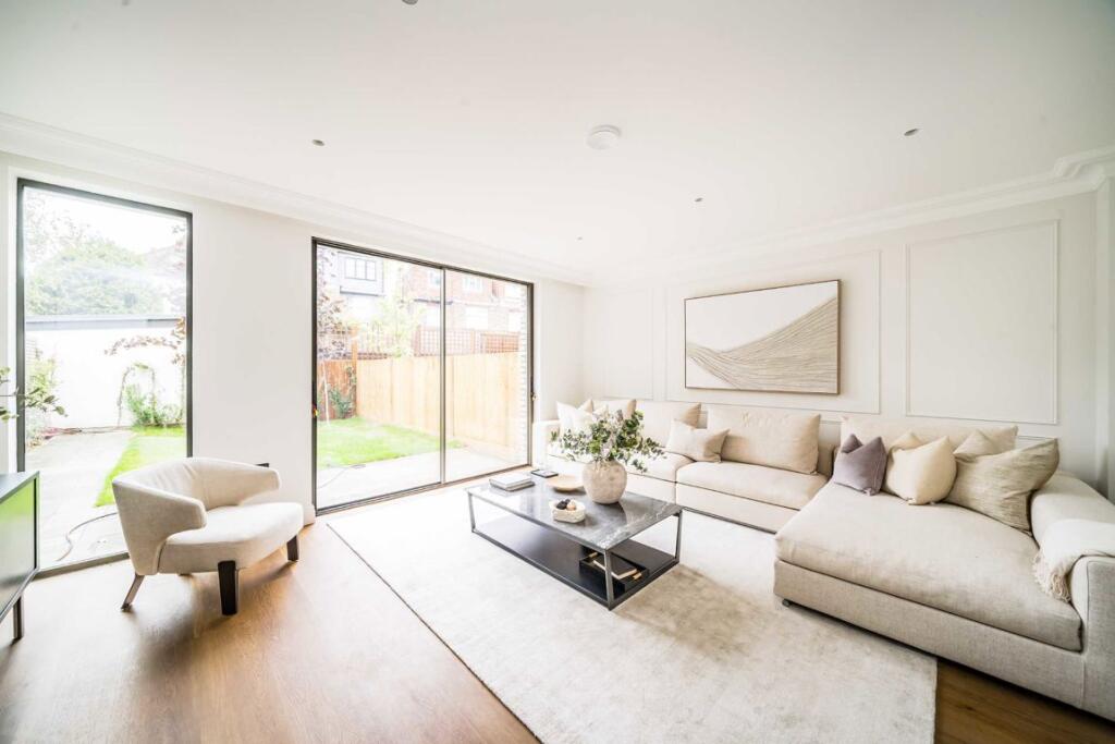 House in London - View 3