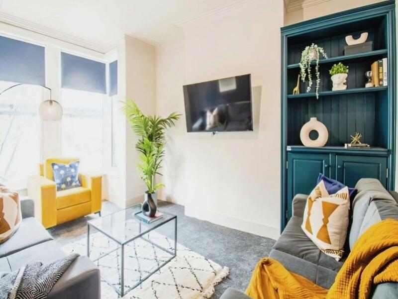 Main image of property: BILLS INCLUDED - Grosmont Place, Bramley, Leeds, LS13