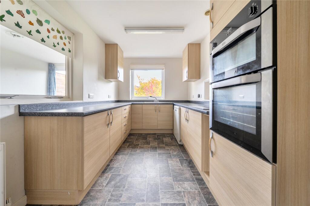 10, Huntington Green, Ashford Carbonel, Ludlow, Shropshire photo 4