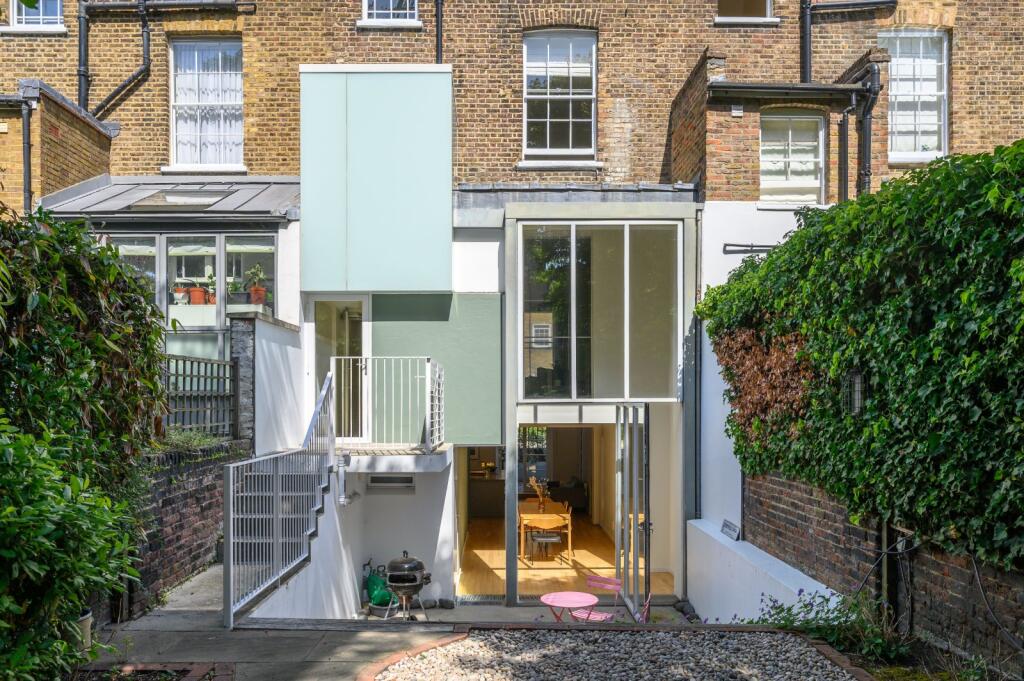 House in London - View 4