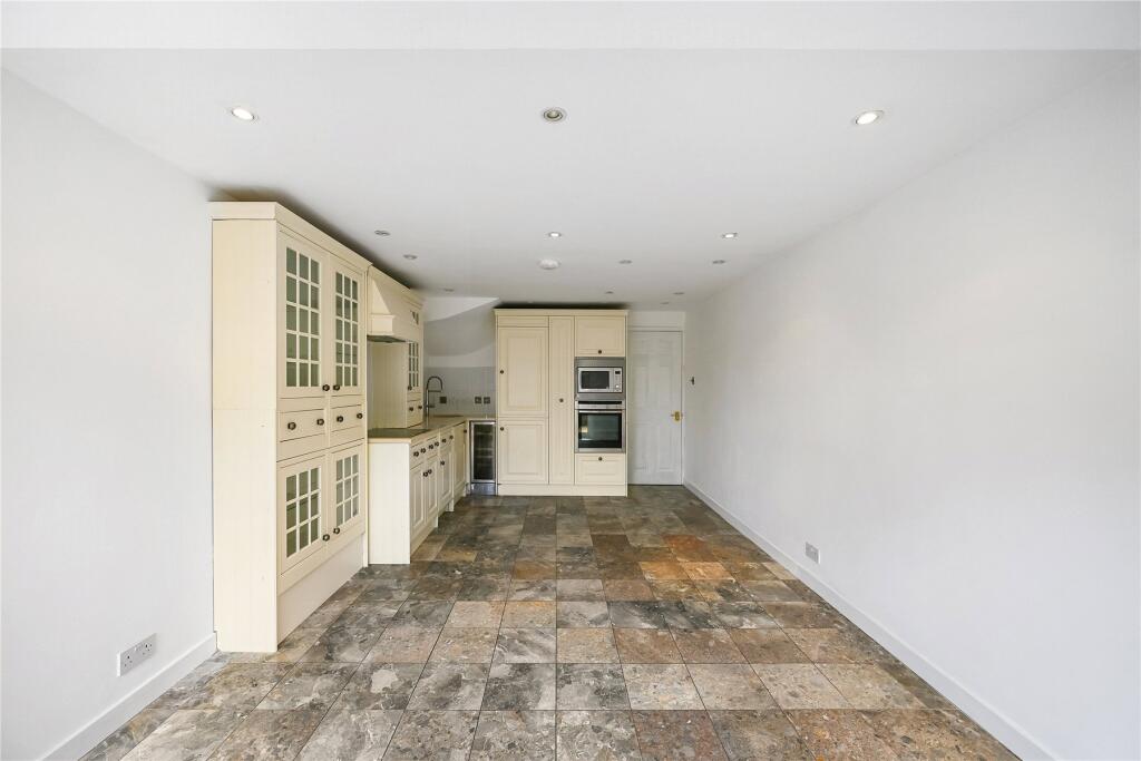 House in London - View 4