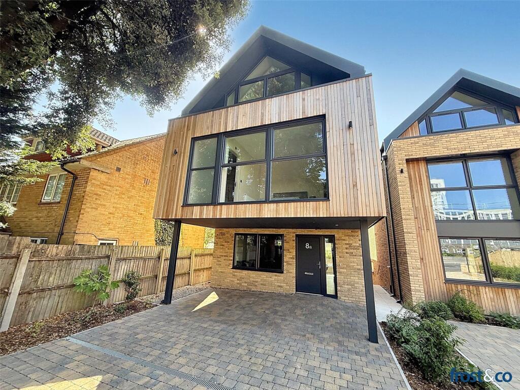 Sandbanks Road, Poole