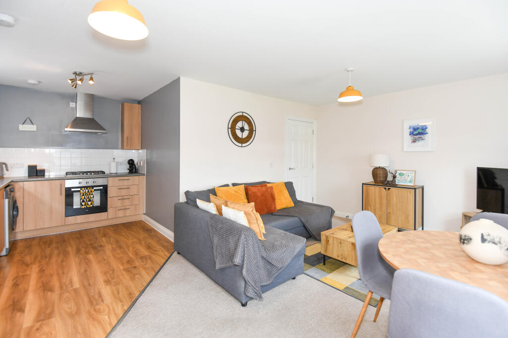 Apartment in Trowbridge - View 3