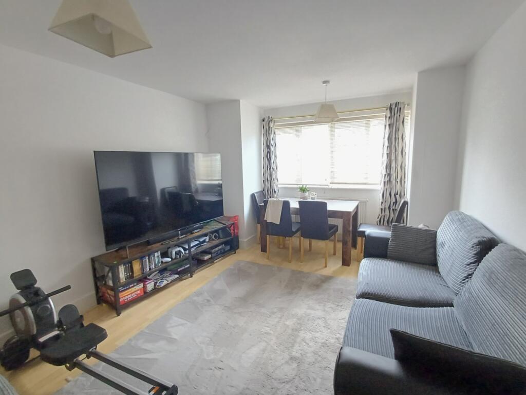 Apartment in Canterbury - View 2