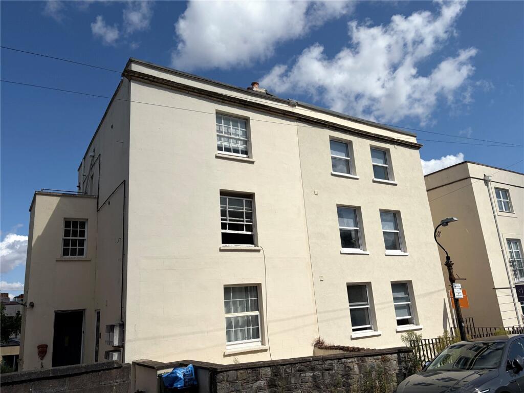Main image of property: Sydenham Road FFF, Cotham, Bristol, BS6