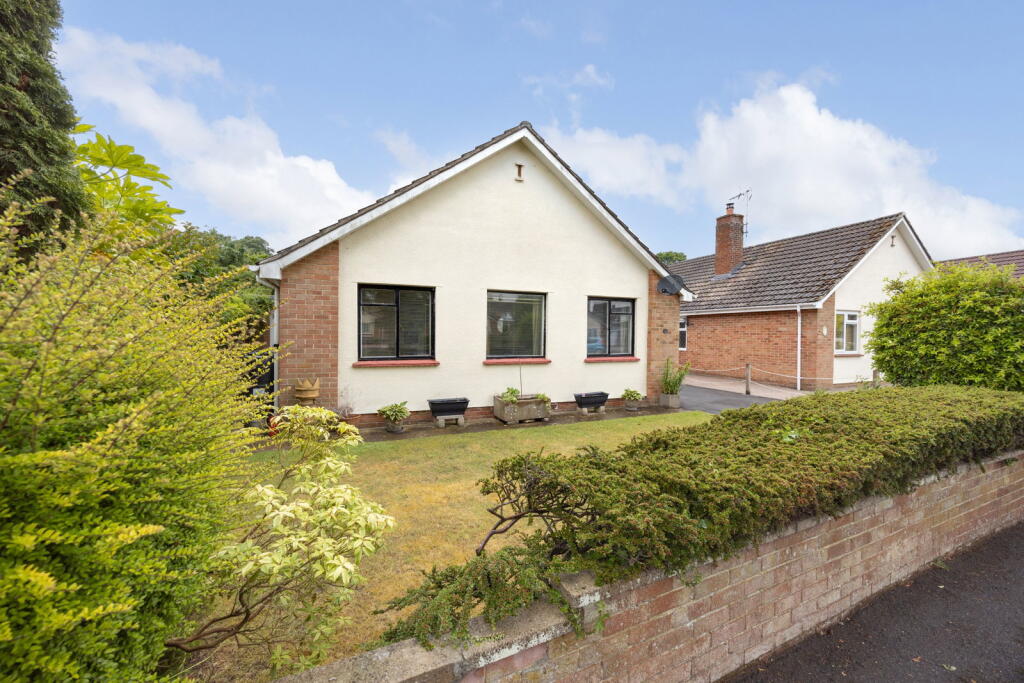 Main image of property: Broadleas Close, Devizes, Wiltshire, SN10 5DJ