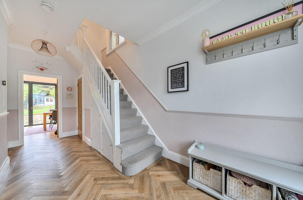 House in Dartford - View 3