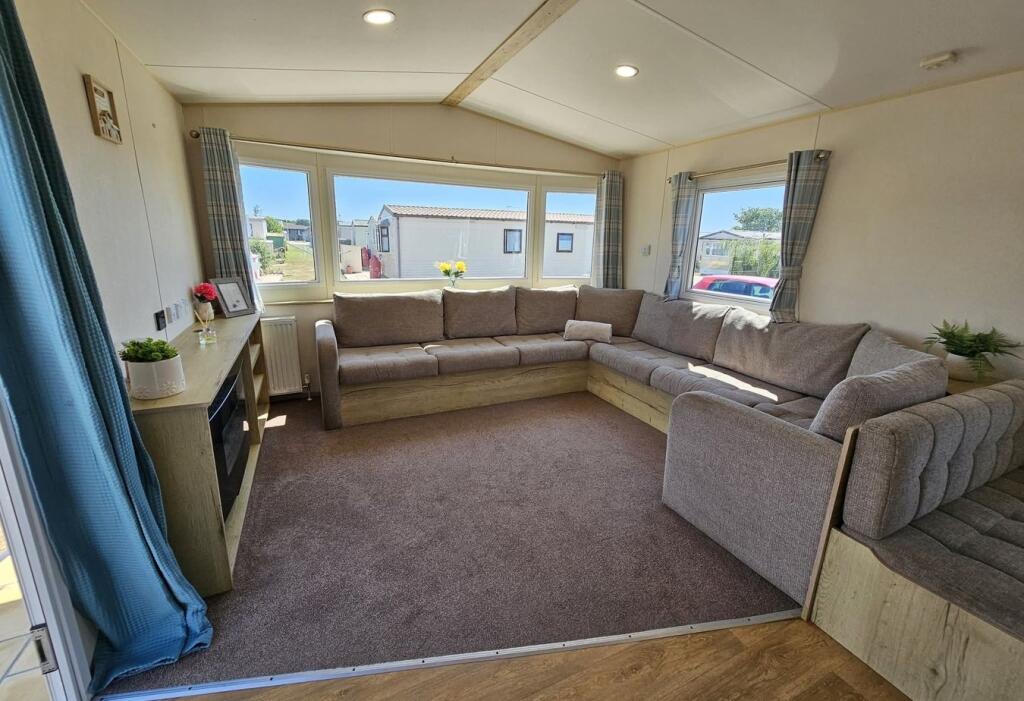 Flag Hill, Great Bentley, Colchester, CO7 - View 2