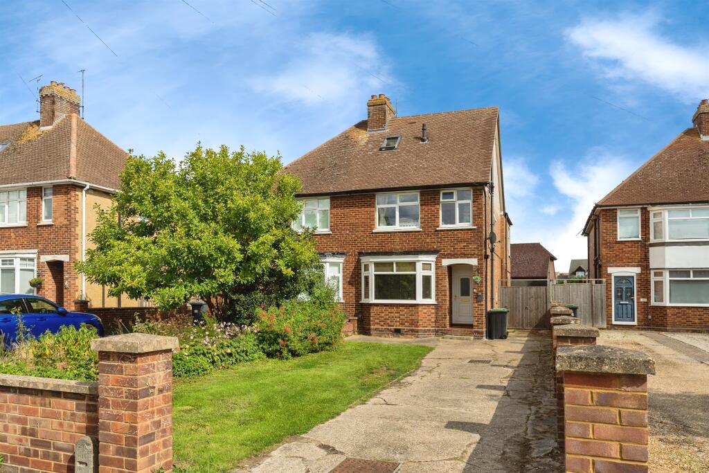 Main image of property: High Street, ARLESEY