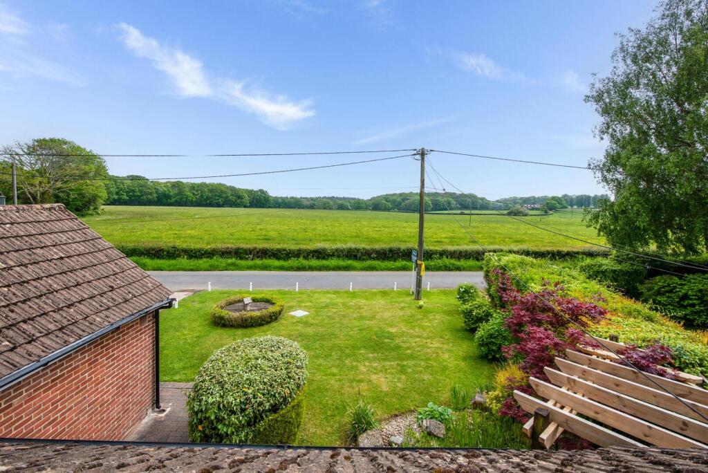 Ingoldfield Lane, Newtown, Fareham photo 3