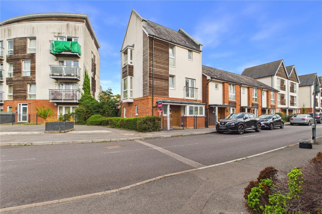 Main image of property: Mallory Road, Basingstoke, Hampshire, RG24