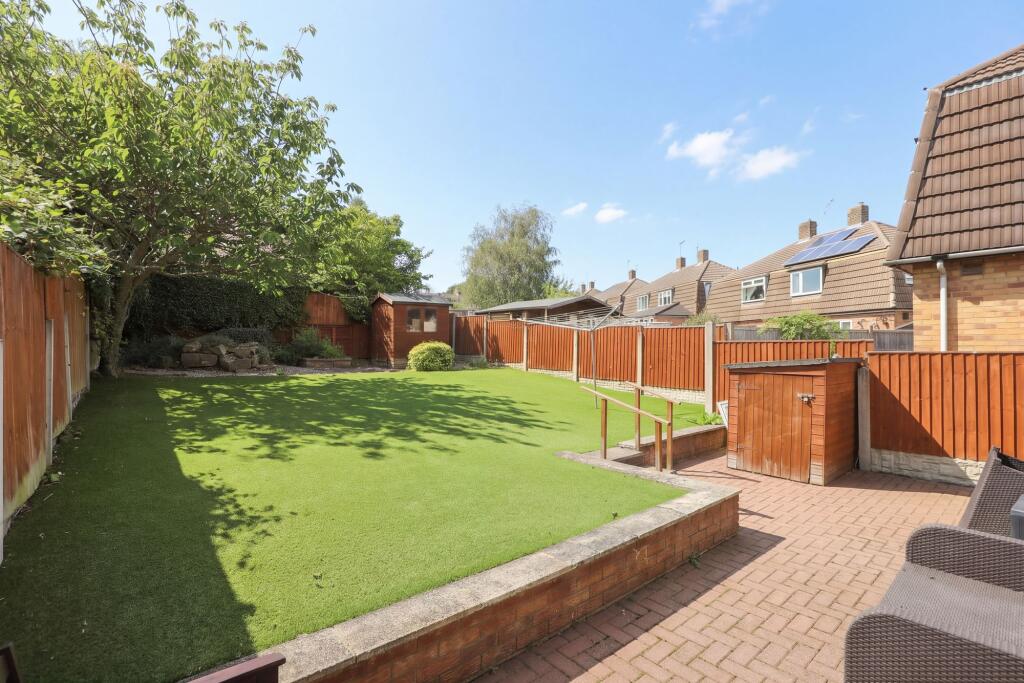 House in Chesterfield, Hady, Spital - View 3