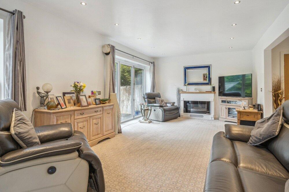 House in High Wycombe, Buckinghamshire - View 4