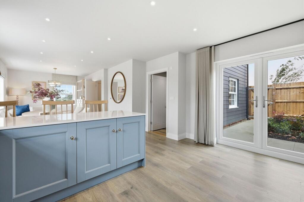 House in Braintree, Halstead - More