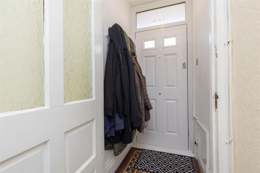 House in Preston - View 5