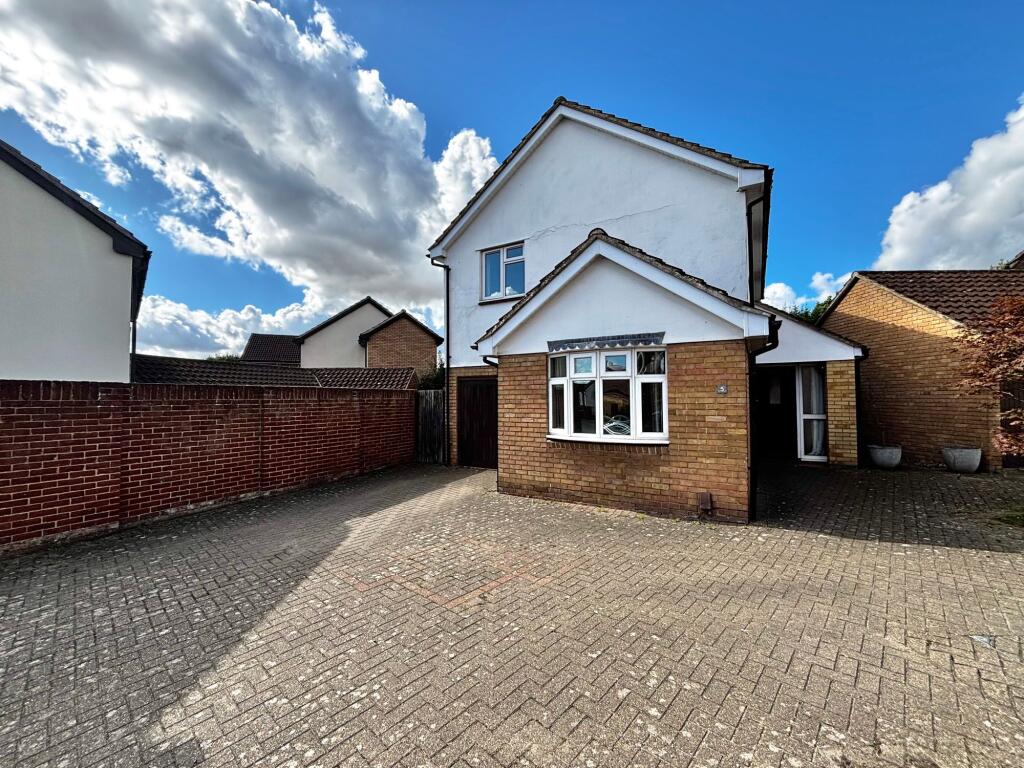 House in Chelmsford, Chelmer - More