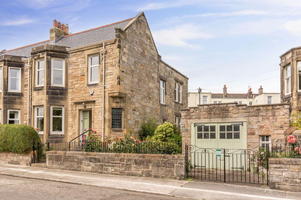 Main image of property: 12 Lockharton Crescent, Craiglockhart, Edinburgh, EH14 1AX