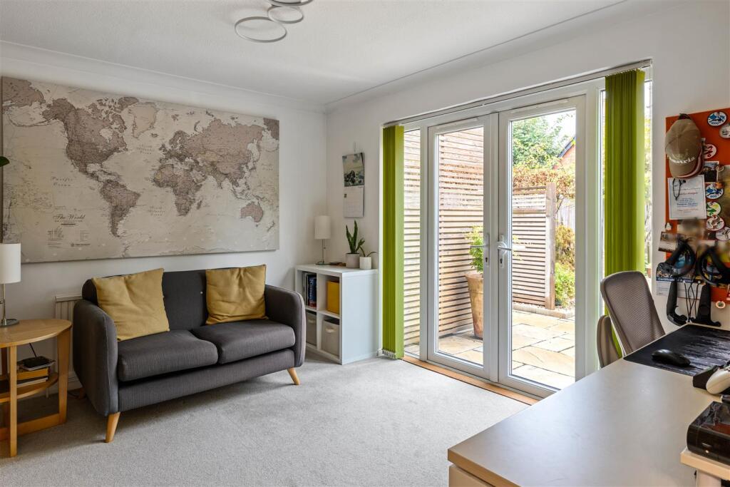 House in Brighton - More