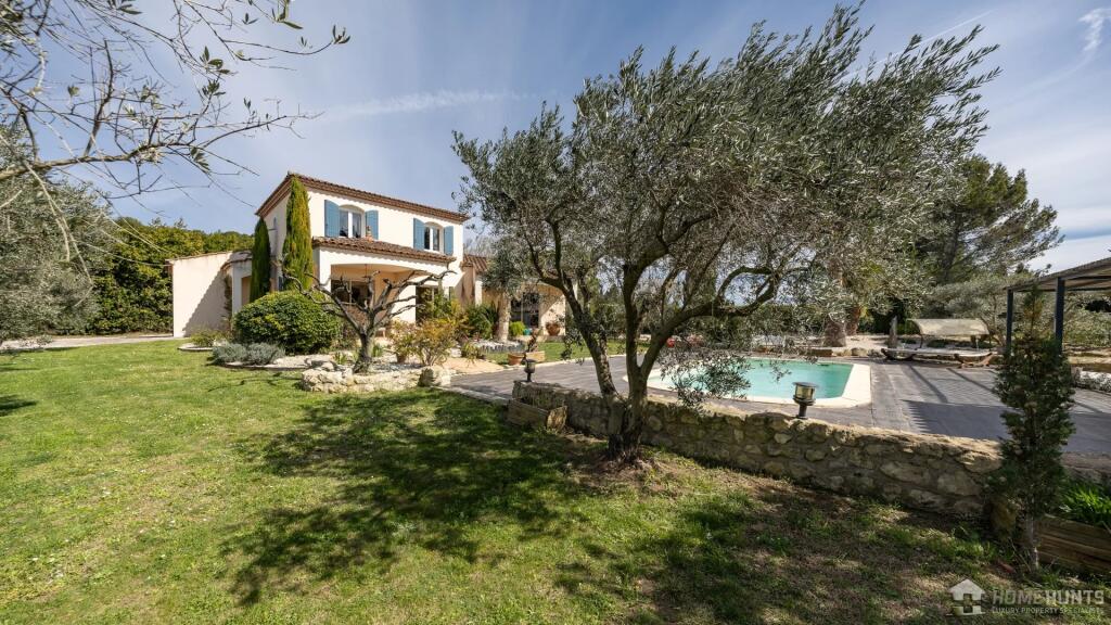 Main image of property: Provence-Alps-Cote d`Azur, Bouches-du-Rhône, Maussane-les-Alpilles