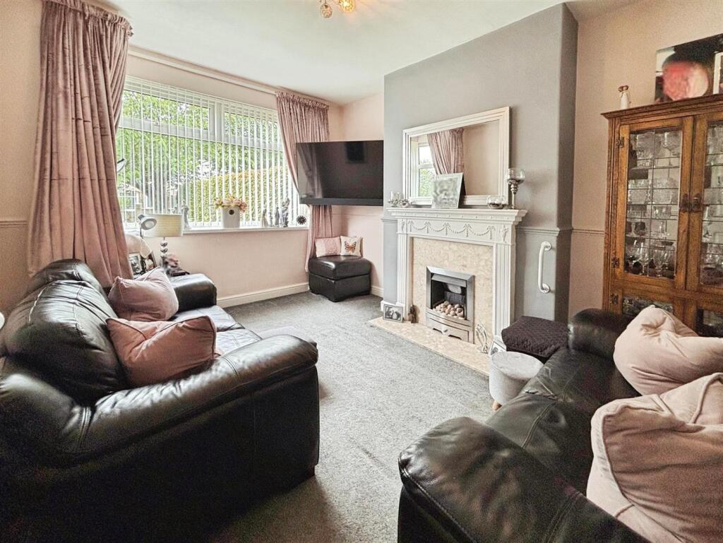 House in Bradford, West Yorkshire - View 6
