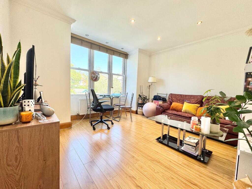 Main image of property: Stanthorpe Road, SW16