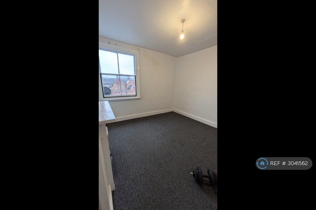 Apartment in Wolverhampton - View 4