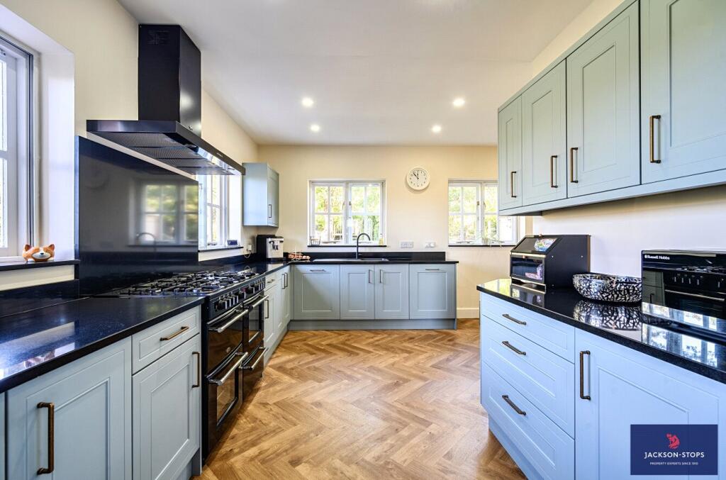 House in Milton Keynes - View 5